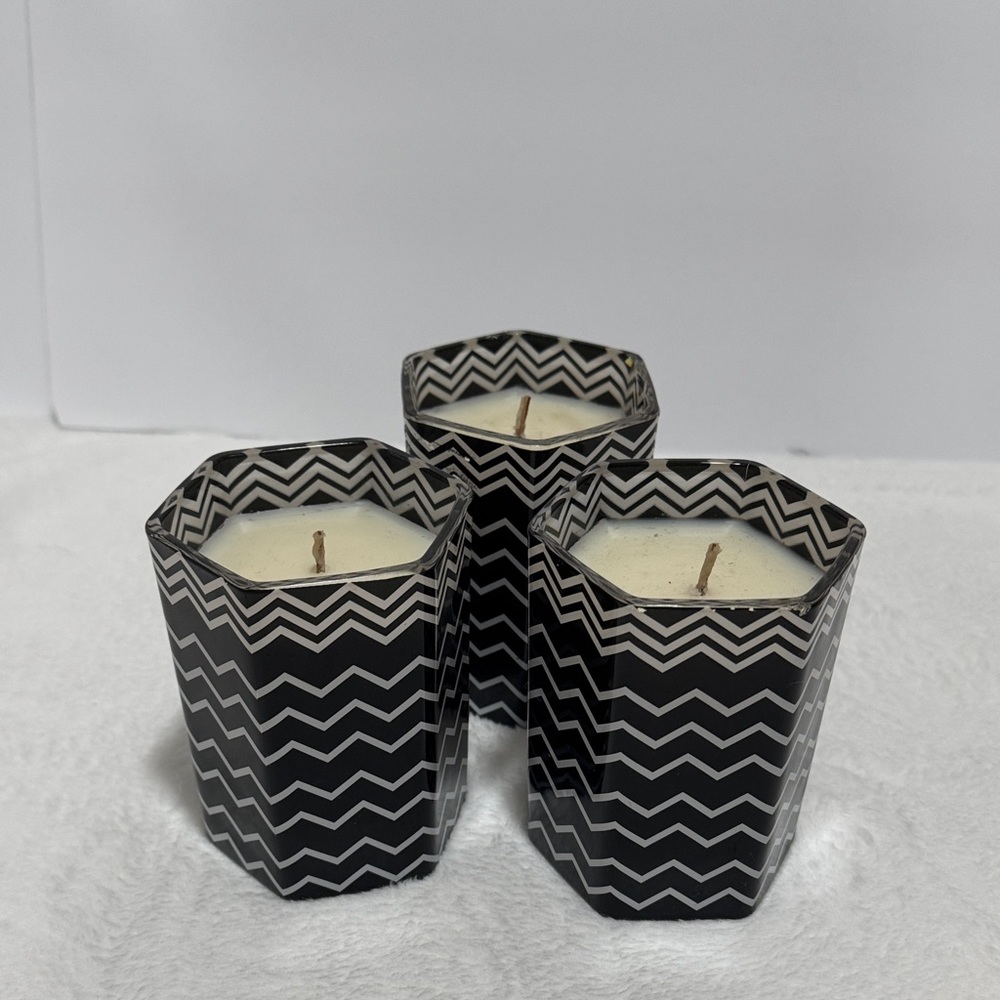Modern MISSONI For Target Candle Set in Black and White Amberwood Jasmine scent